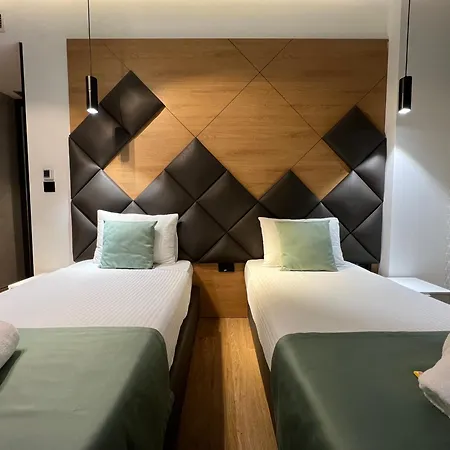 Capital Garni Hotel