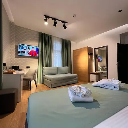 Capital Garni 4*
