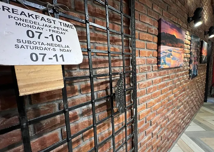 酒店 加尔尼首都酒店 4*