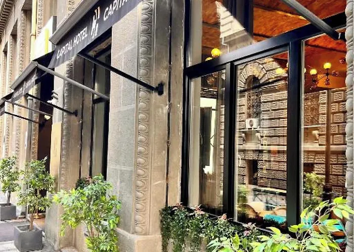 加尔尼首都酒店