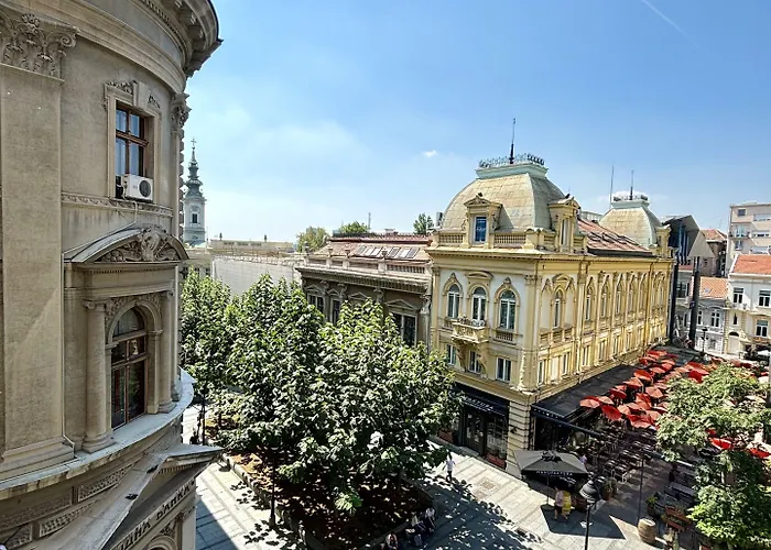 酒店 加尔尼首都酒店 4*