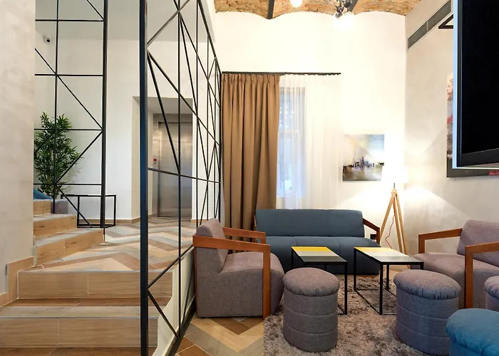 加尔尼首都酒店 酒店 4*